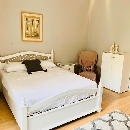 Swieqi 2 Bedroom - First Floor Apartment Is-Swieqi Экстерьер фото